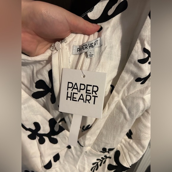Paper Heart Linen Dress - Picture 4 of 4